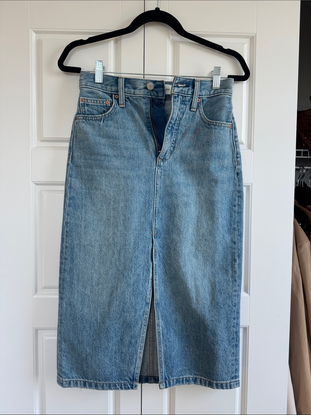 NWOT Aritzia Denim Forum Light Blue Straight-Leg Women’s Jeans Skirt 23 $110